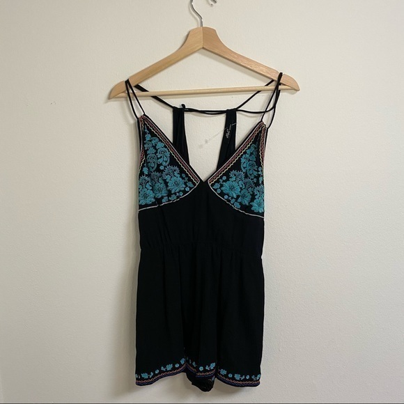Pants - NWT BLACK EMBROIDERED ROMPER